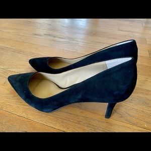 Ann Taylor Black Suede Pointed Heels